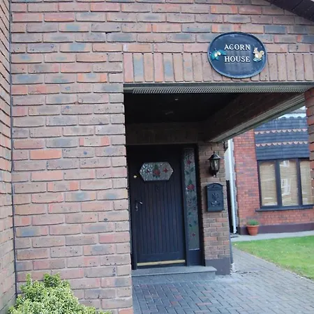 Acorn House Bed and breakfast