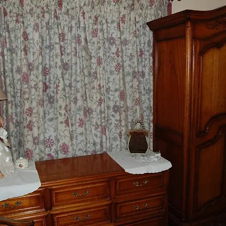 Bed & Breakfast Acorn House Galway