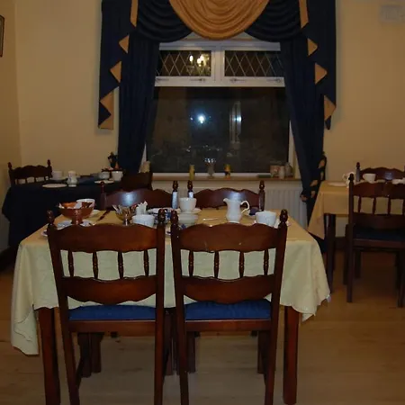 Acorn House 4* Galway
